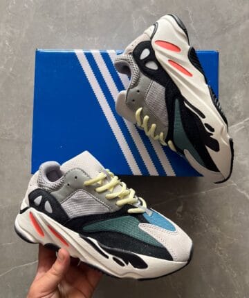 Yeezy Boost 700 Running Shoes